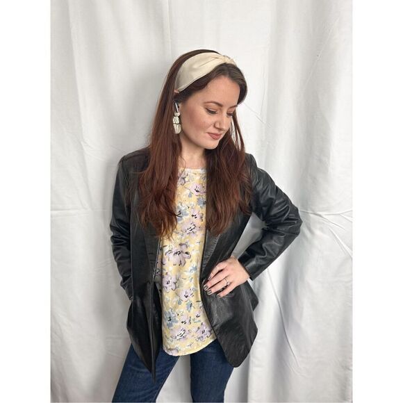 Apostrophe Genuine Leather Jacket - Picture 10 of 13